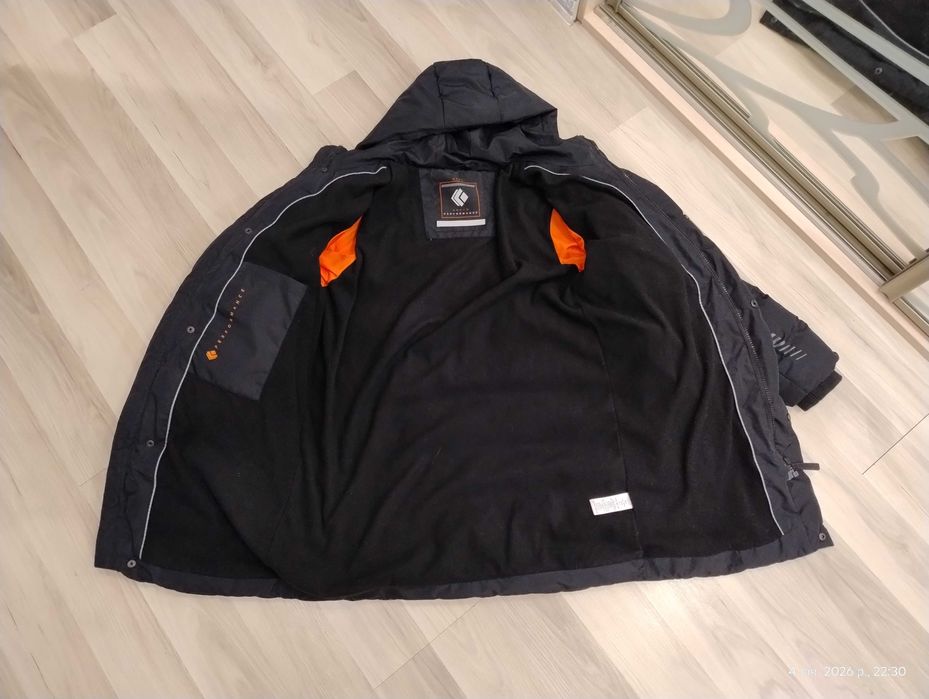 Куртка NEXT р. 140 (10 років)