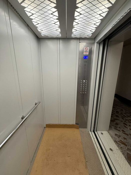 Простора 3 кім. кв з шикарним видом моря!