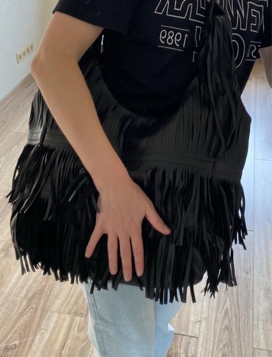 Шкіряна велика сумка Zara з бахромою