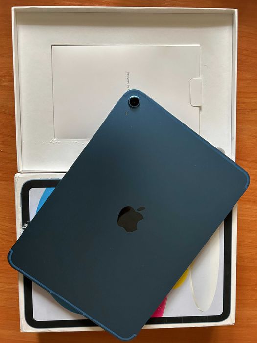 Apple iPad 11. A16. 2025. 128 GB, Wi-Fi + LTE.