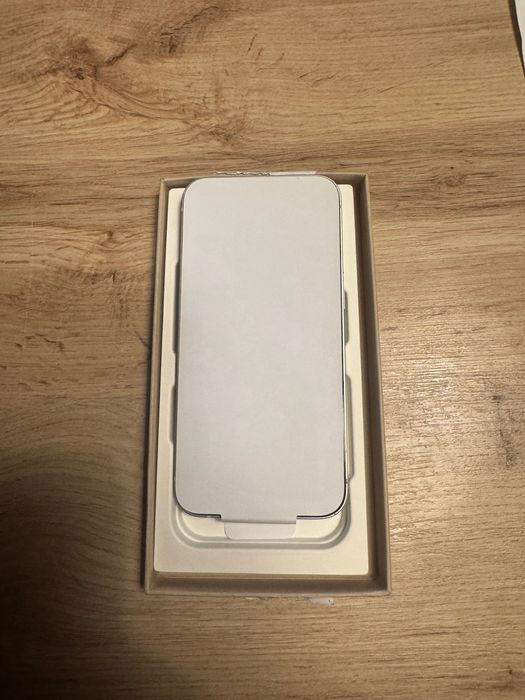 iPhone 13, 256 GB, branco, nova bateria