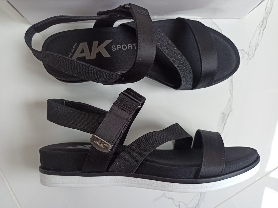 Босоніжки Anne Klein 37.5