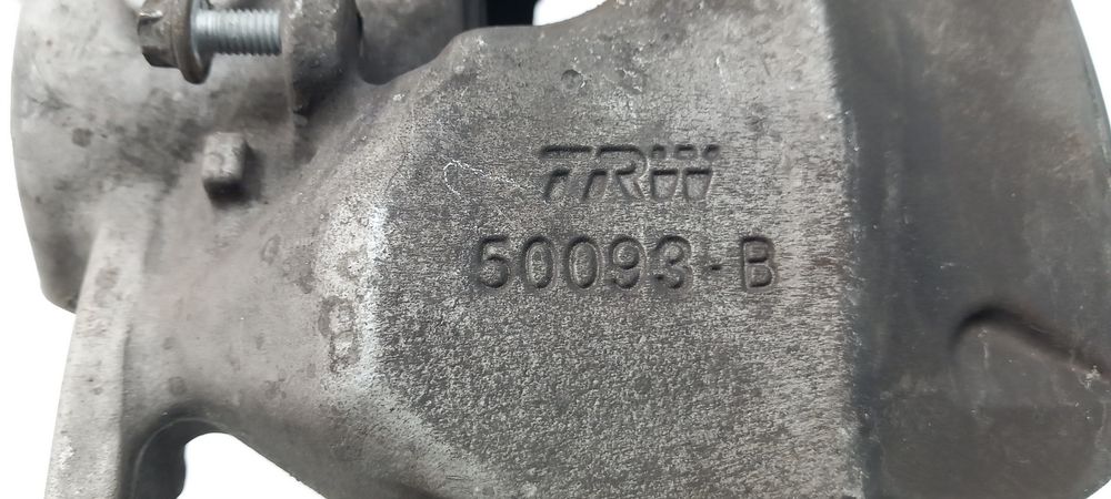 Pinça travão / maxila de travão frente direita MERCEDES-BENZ Classe C