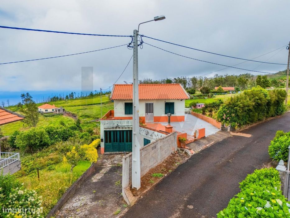Moradia Unifamiliar com Terreno – Achadas da Cruz, Porto Moniz