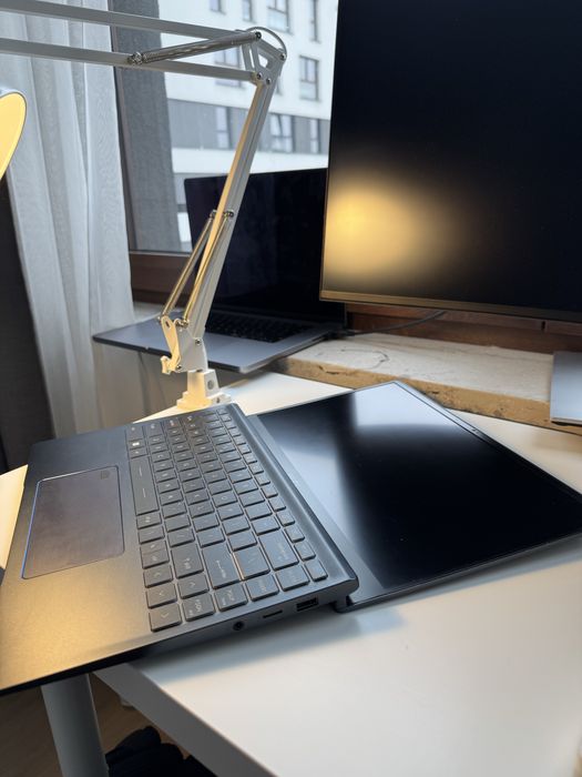 MSI Prestige 14 Laptop Ultrabook