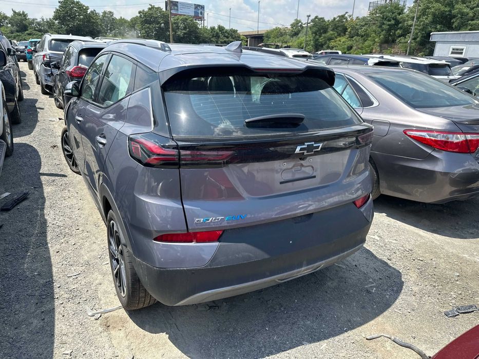 2023 р. Разборка шевроле болт двери Chevrolet bolt разбираем