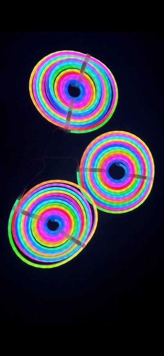 Преміум RGB LED стрічка 15м – керування з телефону + пульт