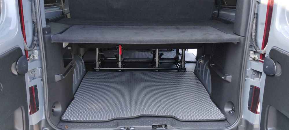 Renault Trafic 9 osobowy na wynajem także z kierowcą Ostatnie terminy