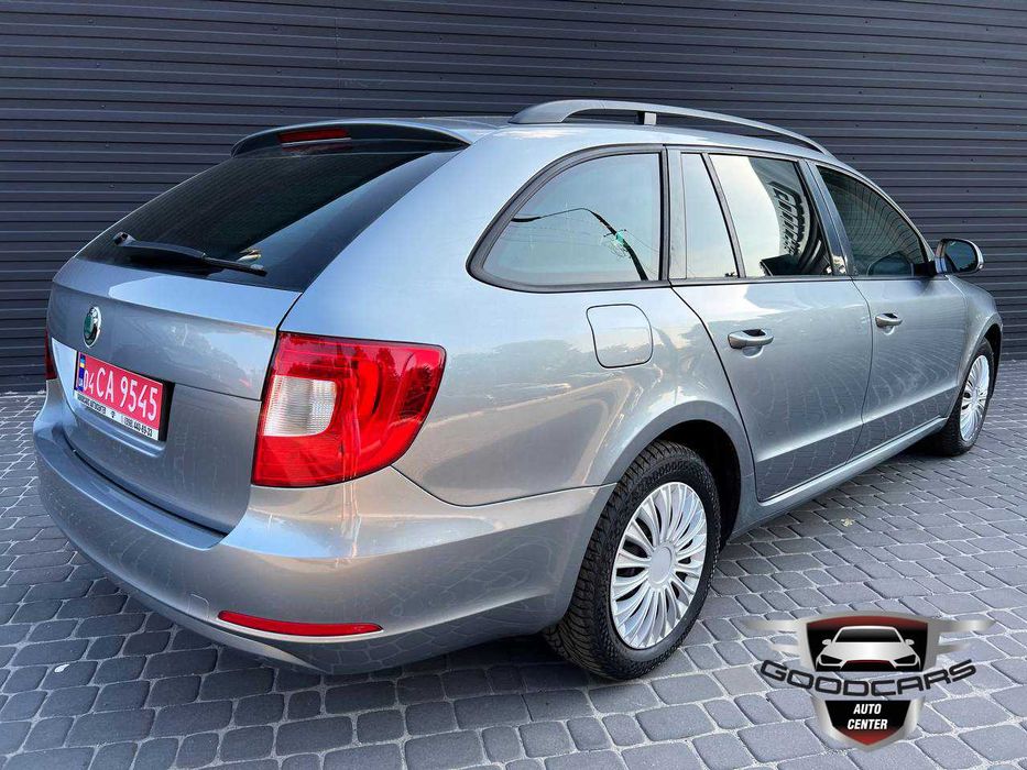 Skoda Superb 2011