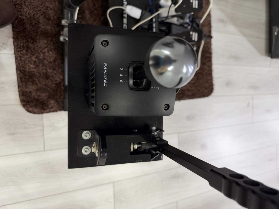 Setup Sim Racing Completo - Fanatec CSL DD 8Nm, ClubSport Shifter SQ, Handbreak, Loadcell