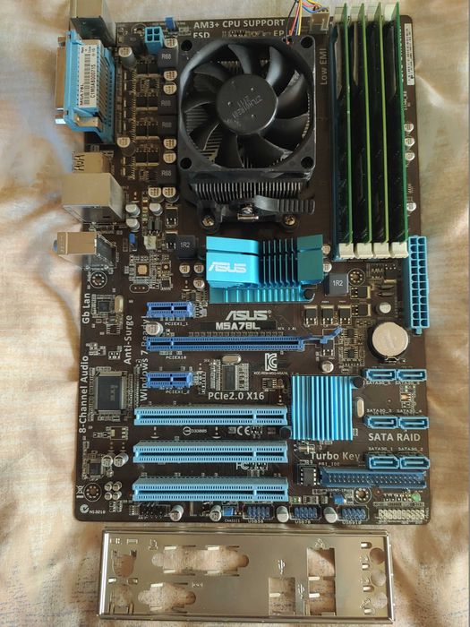 Материнская плата intel amd