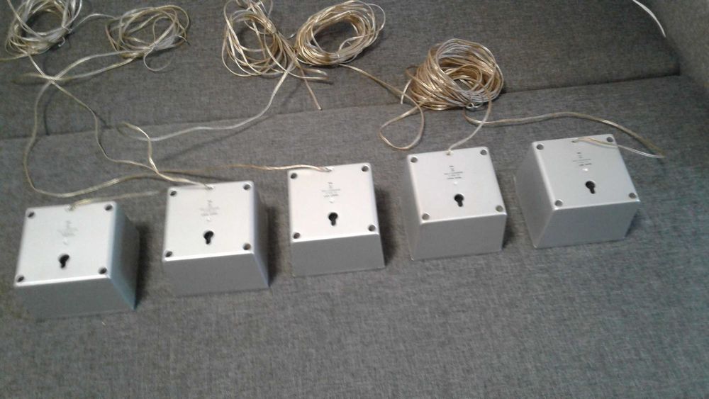 Philips Колонки от Домашнего кинотеатра Кубики 4 Ом