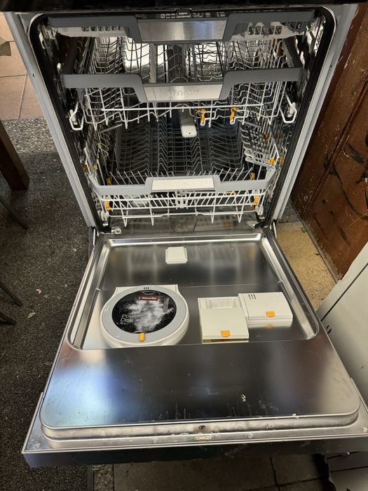 Maquina lavar louça miele