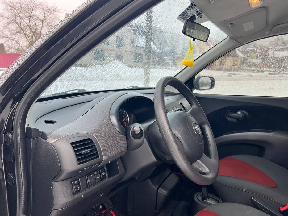 Нісан мікра на Автоматі!