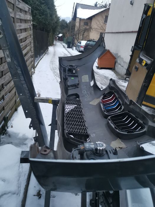 BMW E92 E93 lci zderzak mpakiet przód tył nakładki nadkola komplet