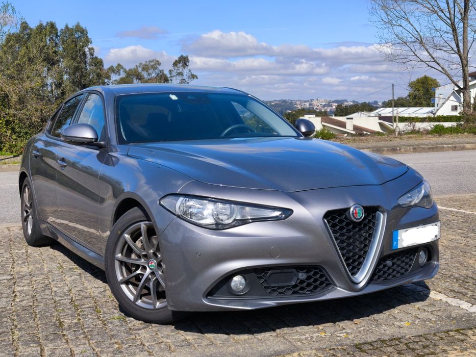 Alfa Giulia 2.2D 180 CV NACIONAL