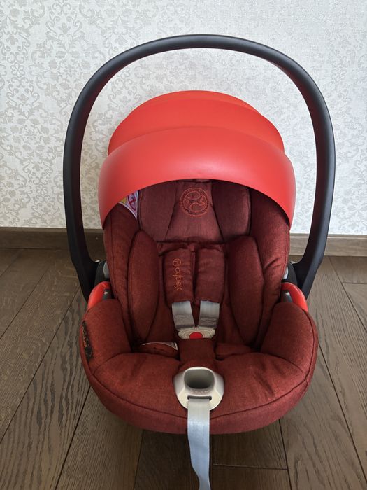 Автокрісло Cybex Cloud Z+ plus Autumn gold burnt Red червоний колір