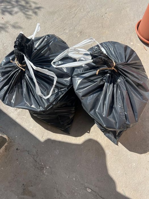 Vendo pinhas naturais para acendalhas de lareira