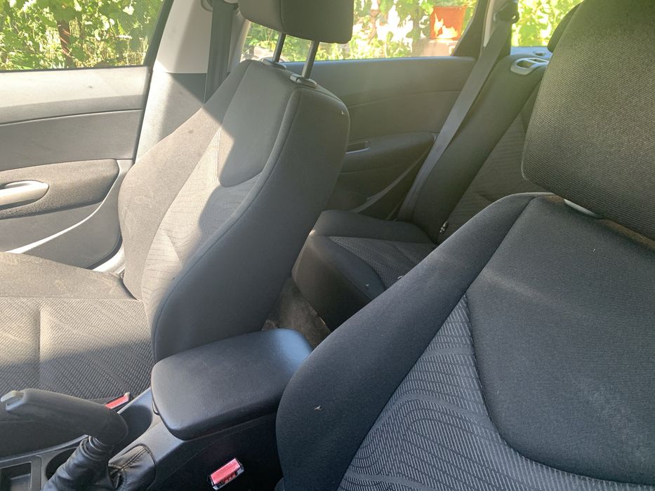 Peugeot 308 SW 1.6 HDi – 2010 | Económica, Espaçosa e com Extras
