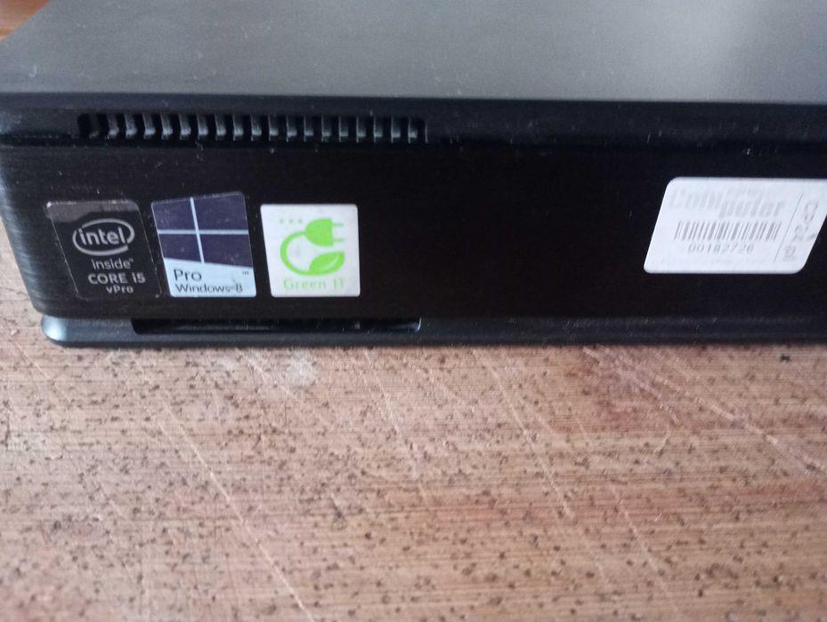 fujitsu q920 mini pc. (Batocera?)Proszę dzwonić.