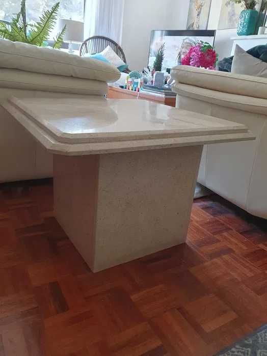 Mesa de Mármore quadrada
