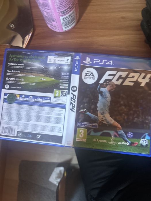 Fc24- exelente estado so nao uso pois a minha ps4 parou de funcionar
