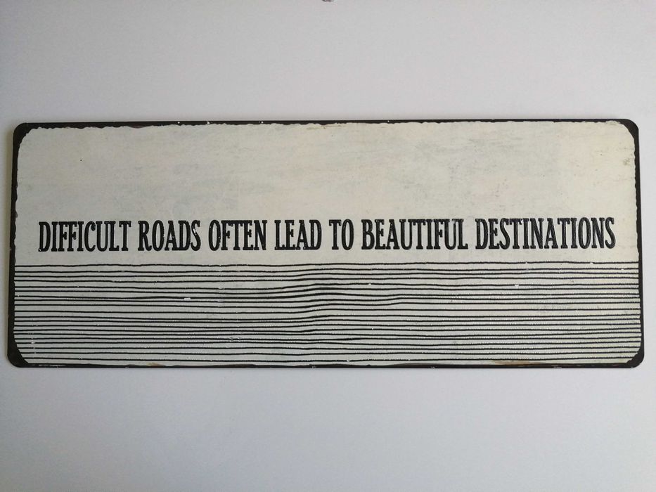 Placas de metal decorativas