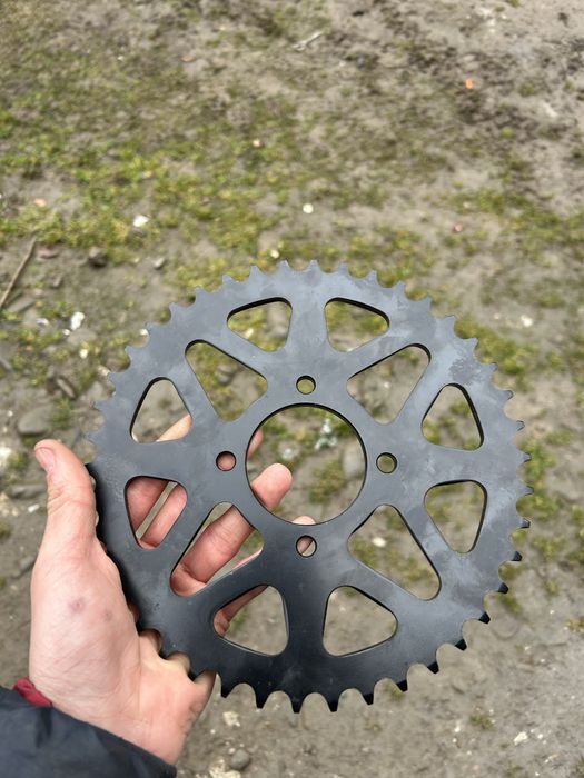 Зірка на мотоцикл геон текен нова на 4 болти 520шаг