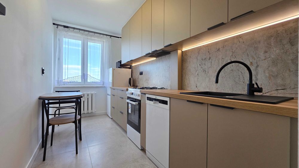 2 pokoje | 40 m² | 7. piętro | generalny remont | balkon | Sportowa Rzeszowa