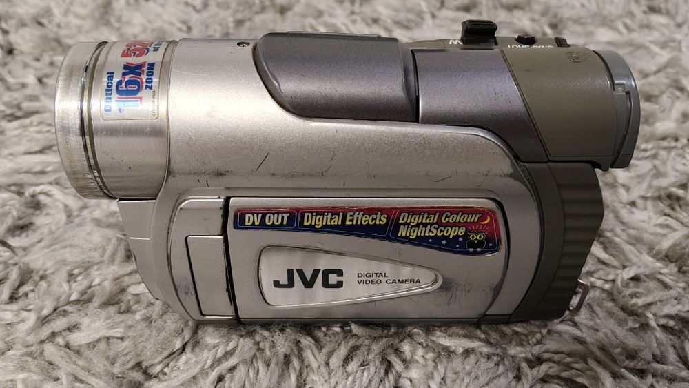 Kamera cyfrowa Mini DV JVC GR-D20E pilot ładowarka przewody