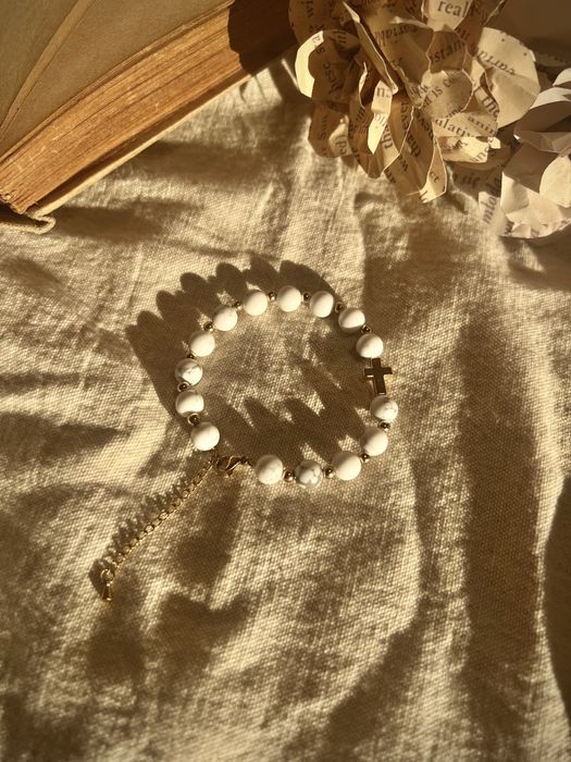Różaniec Handmade - biały kamień