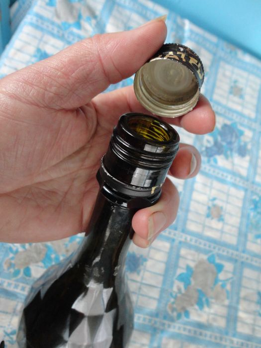 Рідкісна скляна бутилка Fratelly.