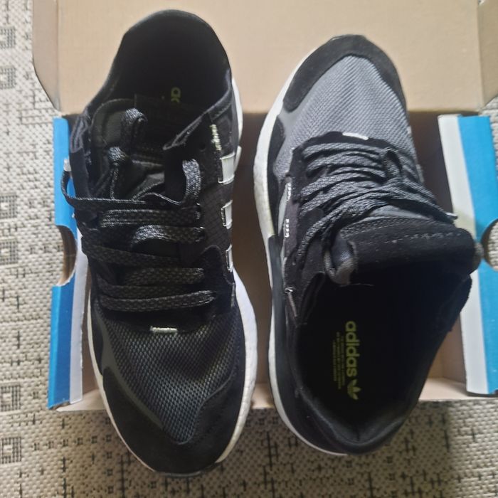 кросівки adidas size 41 устілка 26,5 см