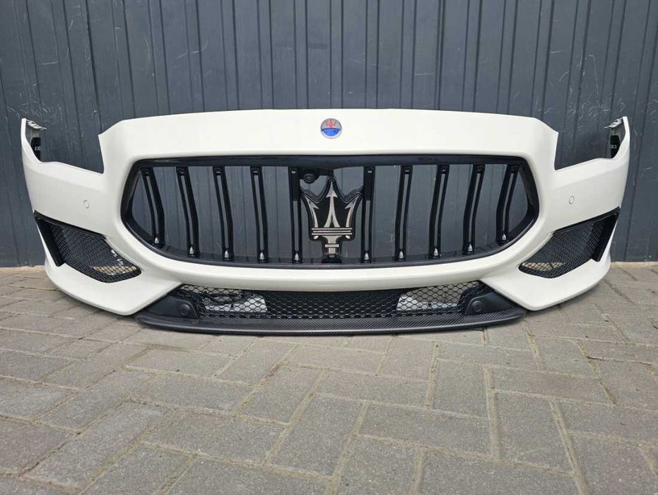 Maserati Quattroporte бампер передній задній Мазераті