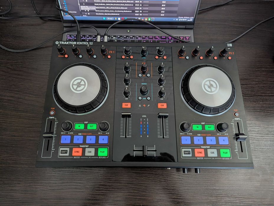 traktor s2 - Купити музичні інструменти - Ціна на OLX.ua