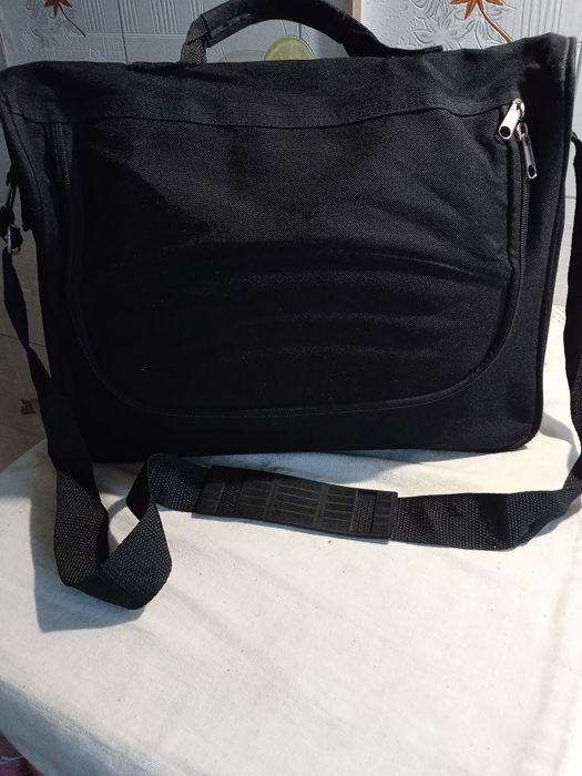 Сумка для ноутбука б/у.