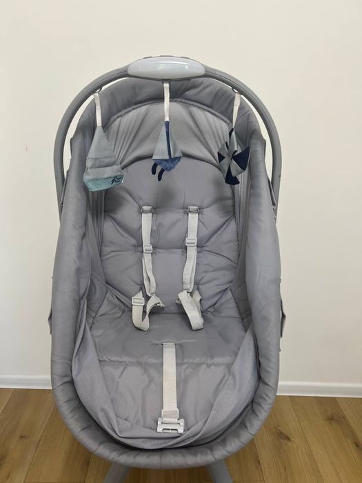 Кроватка-стульчик Chicco Baby Hug Pro 5 в 1 для годування Сіра