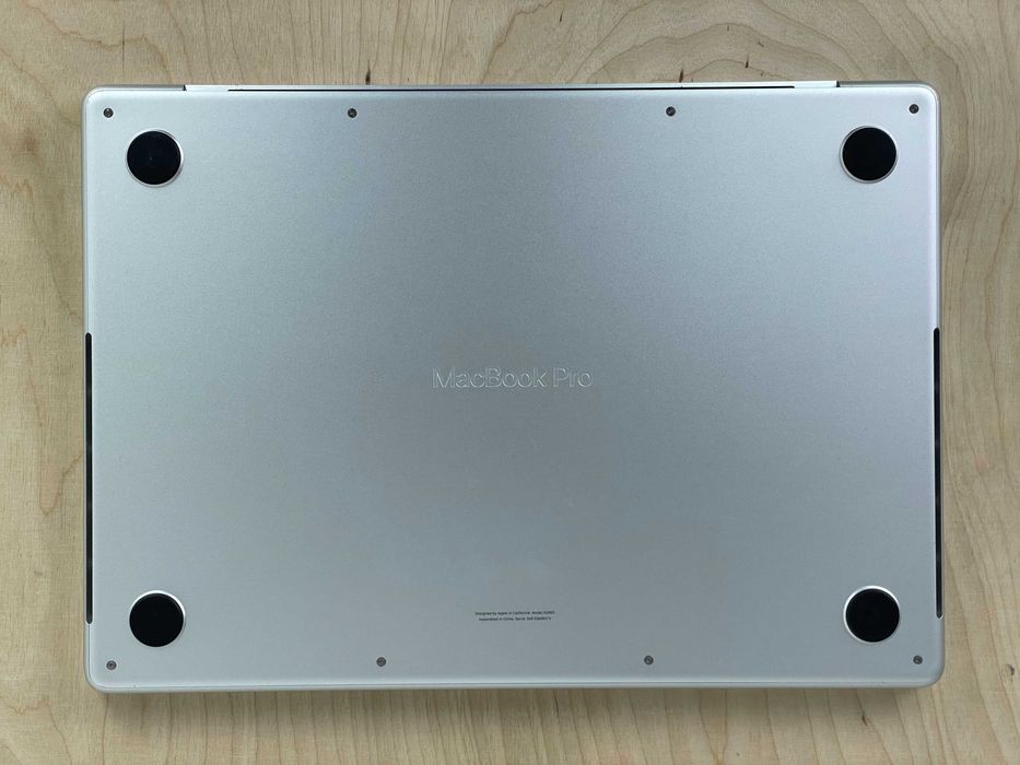 2023 MacBook Pro A2992 14" M3 PRO 36GB 1000GB