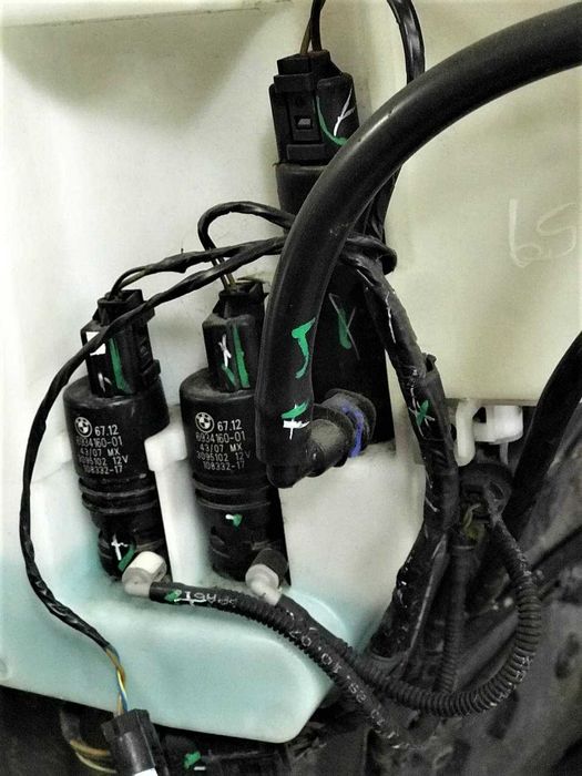 Моторчик Омывателя BMW X5 E53 E70 F15 F10 F25 Омивателя БМВ Х5 Е53 Е70