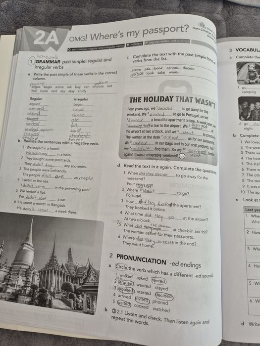 English File pre- intermediate fourth edition