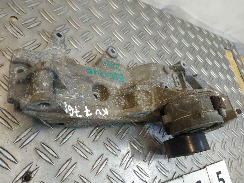 Land Rover Evoque 11- кронштейн генератора  KU7765 BJ3210039AC