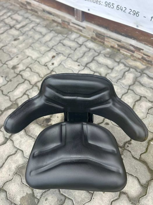 BANCO NOVO TRATOR ULTRA CONFORTÁVEL