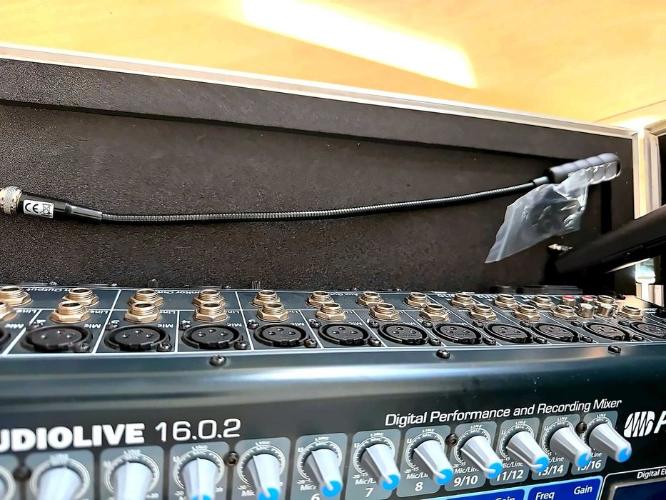 Mesa de Som Digital PreSonus StudioLive 16.0.2 + Flightcase (Impecável)