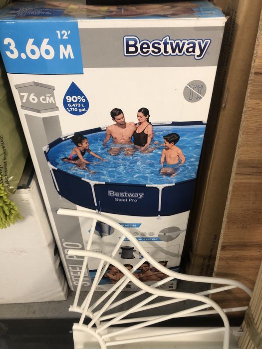 Basen,pompa 5,678 l,pokrywa,dodatki Bestway