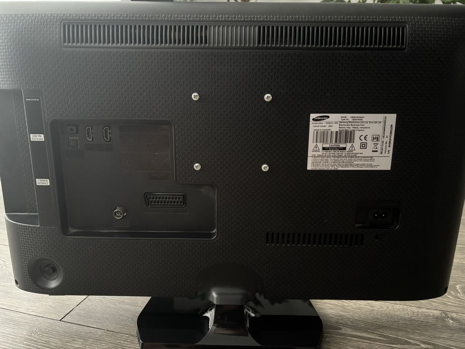 Telewizor Samsung UE24H4003AW