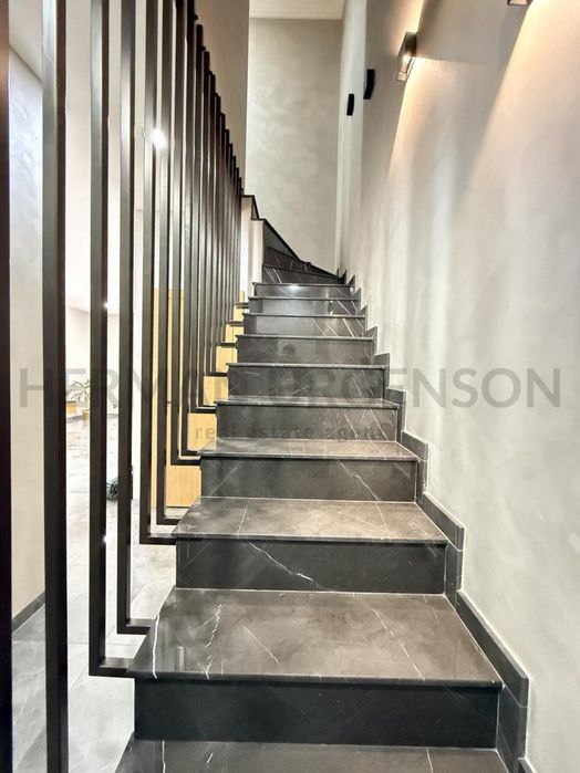 Продаж таунхаусу 125 м.кв /1.5 сотки / КМ New Village