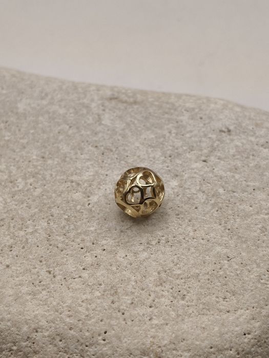 Złoty Charms do bransoletki modułowej