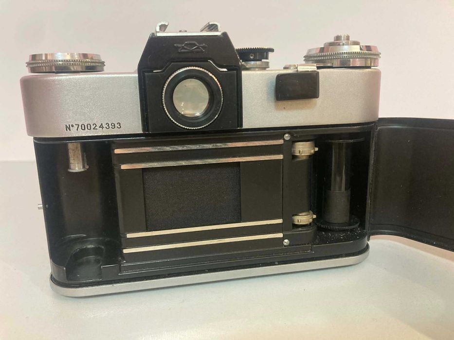 Зенит -в с обьективом гелиос-44-2 а номер 0010862