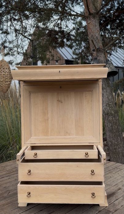 Komoda - sekretarzyk z litego dębu , stan surowy