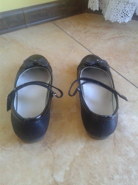 Buty pantofelki dla dziewczynki